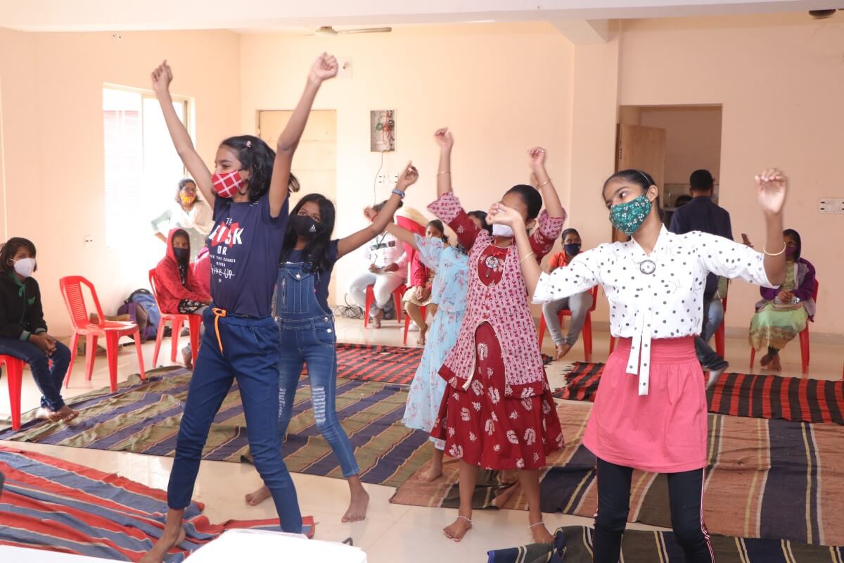 Adolescents using dance to express their ideas as part of the workshop conducted by WRI India.