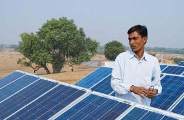 Solar panels in Ajmer, Rajasthan, India. Photo by Knut-Erik Helle/Flickr.